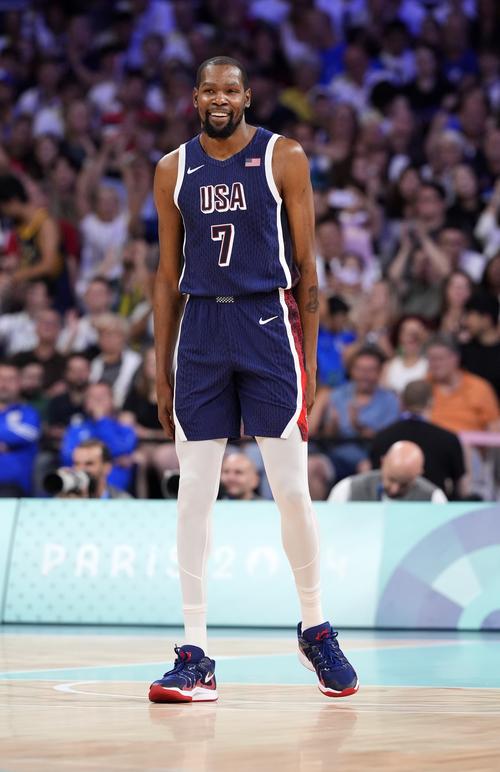 生涯最差一战！浓眉仅得2分，创出场超20分钟最低得分纪录（噩梦之战！浓眉20+分钟仅得2分，刷新个人20分钟以上出场最低得分纪录）