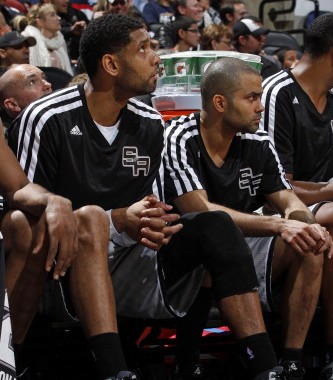 孔帕尼年终信致信球迷：2025凯恩圆梦，2026保持活力（孔帕尼年末寄语球迷：2025凯恩圆梦，2026延续活力）