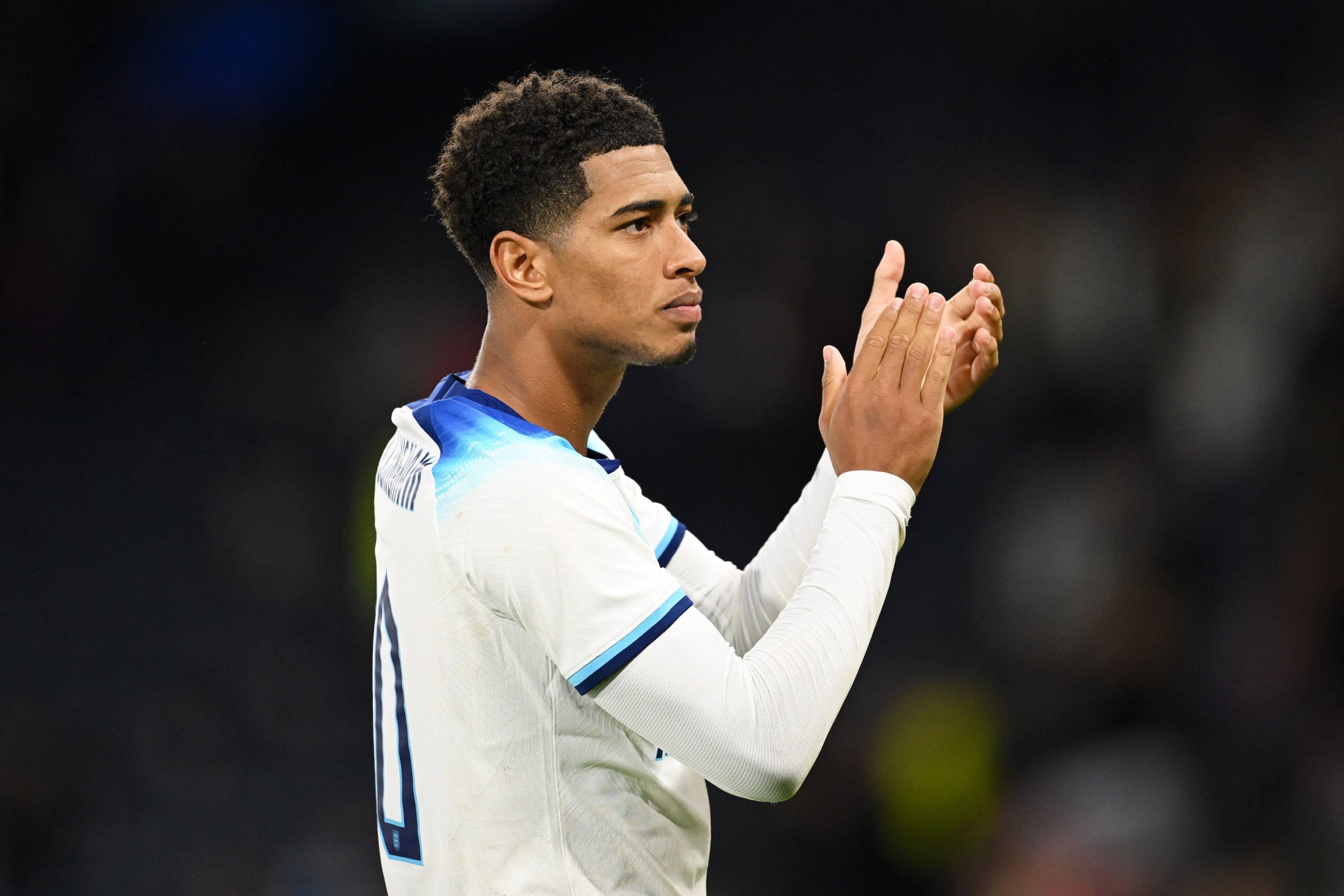 中国冰壶男队五连胜提前锁定冬奥资格（中国男子冰壶队五连胜提前拿下冬奥席位）