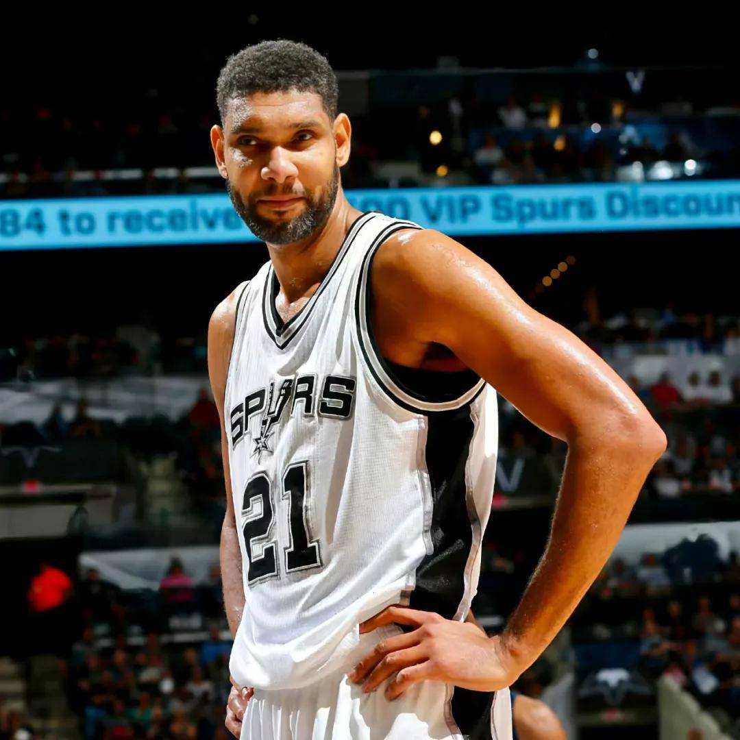 斯普利特：我们总是被对手扇几巴掌才清醒，然后又开始放松（斯普利特：总得挨对手几记耳光才醒，醒了又很快松懈）