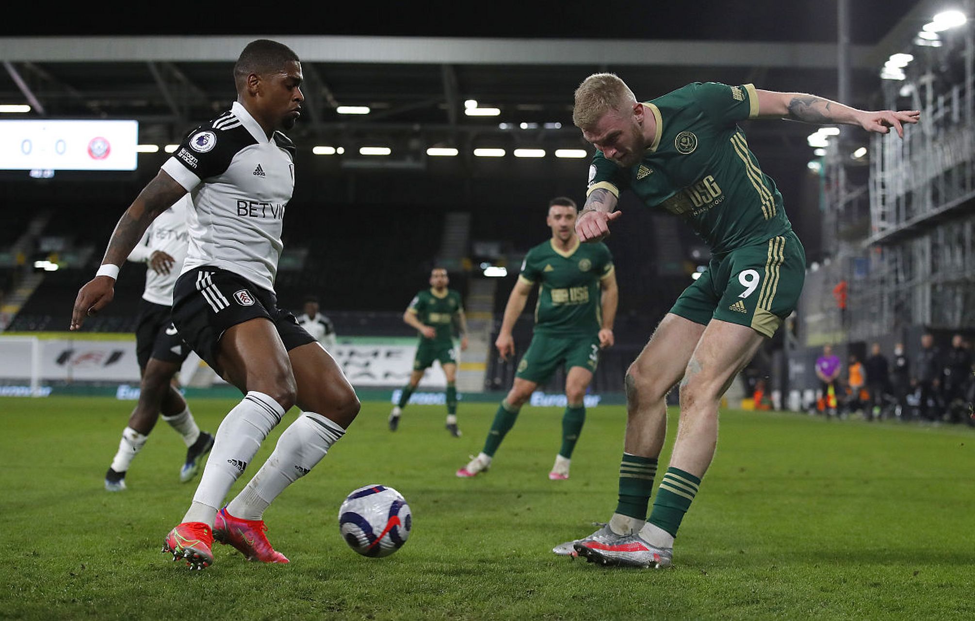 奥斯卡庆祝海港夺冠：我们是冠军！祝贺我的队友、朋友和球迷（奥斯卡为海港封王喝彩：我们是冠军！致敬我的队友、朋友与球迷）