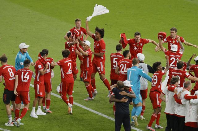 卖奖杯、卖主力、等收购，破产后的球队何去何从（变卖奖杯与主力、寄望收购：破产球队路在何方）